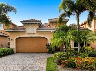 1466 Serrano Cir, Naples, FL 34105