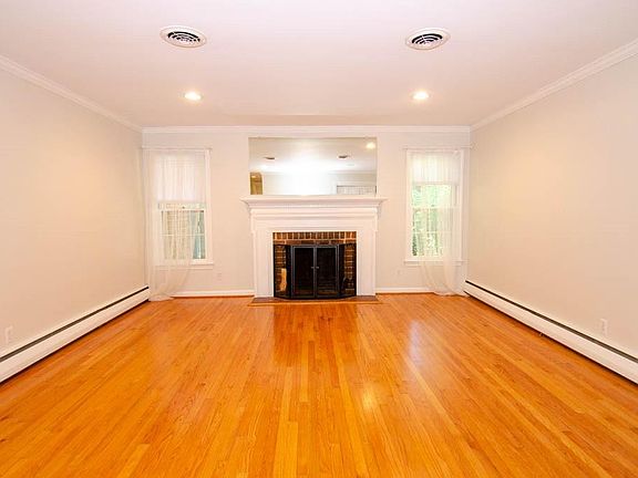 5th image of 5401 Powhatan Ave