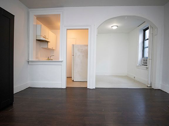 2nd image of 203 W 20th St APT 4E