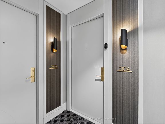 2nd image of 88 Cumberland St #2104