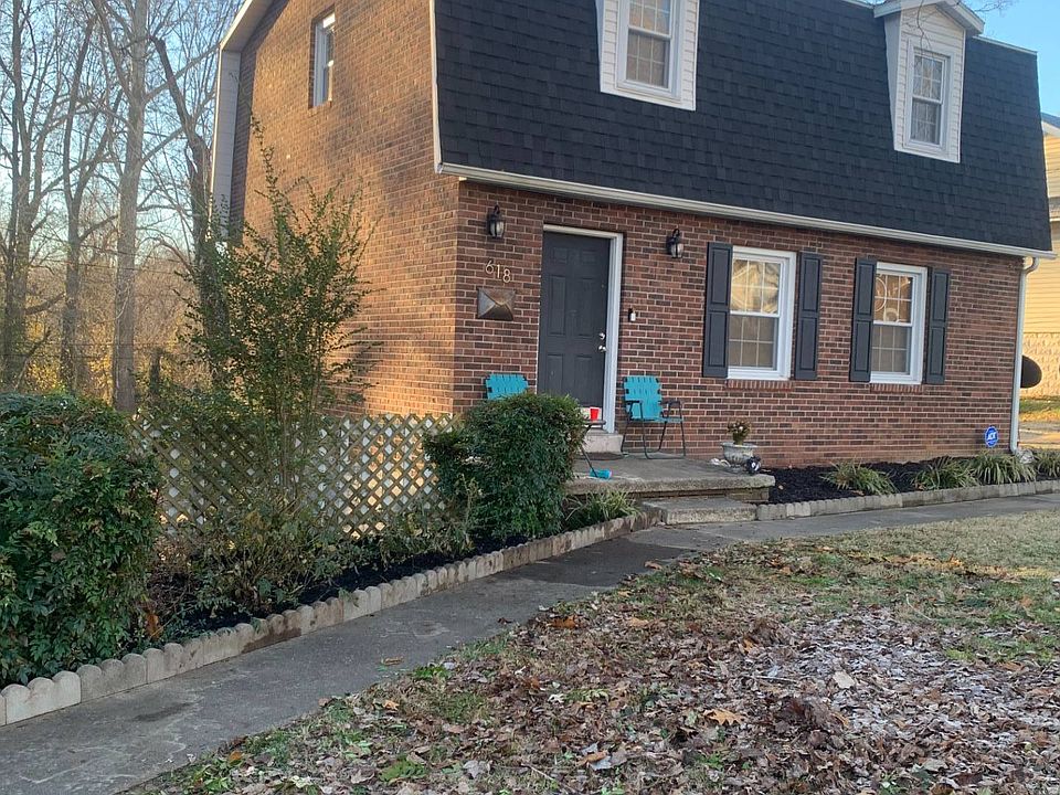1st image of 618 E Broad St