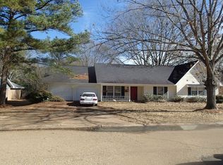 152 Clearwater Cv, Ridgeland, MS 39157