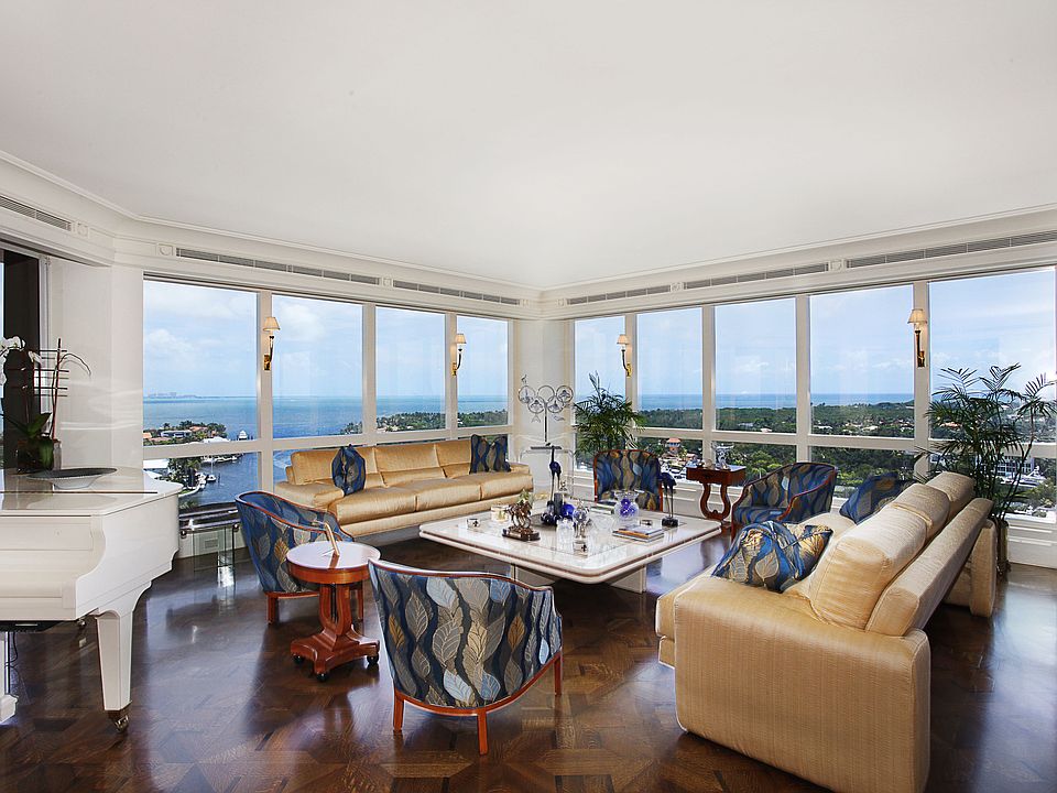 1st image of 10 Edgewater Drive #15AC