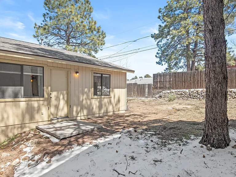1230 S Lone Tree Rd #1 — Photo 19