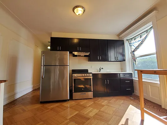 Rented by Sunshine Management Group, LLC | media 2