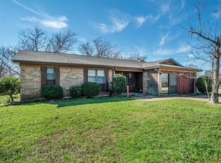 500 E Prairie View Rd, Crowley, TX 76036