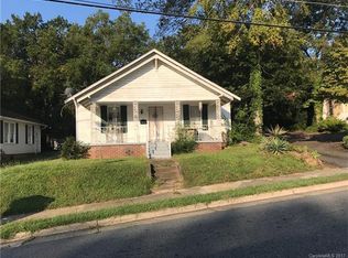 112 Salisbury Rd, Statesville, NC 28677