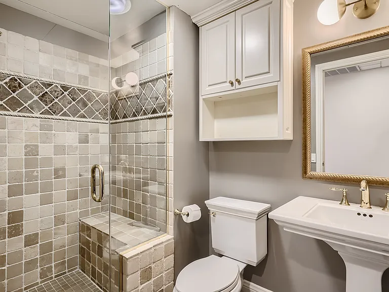 400 E 3rd Ave #405 — Photo 22