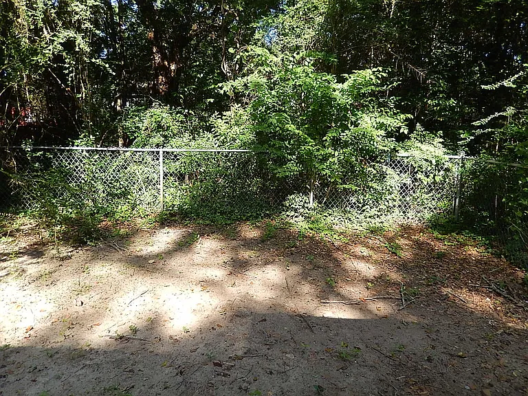 768 Arkansas St — Photo 21
