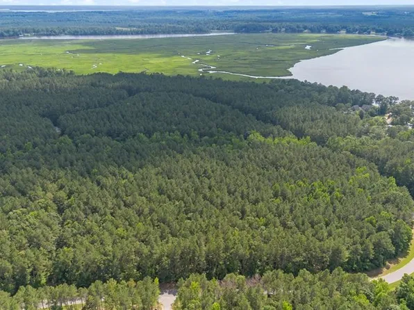 5.1 Ac Plantation Pl, Little Plymouth, VA 23091