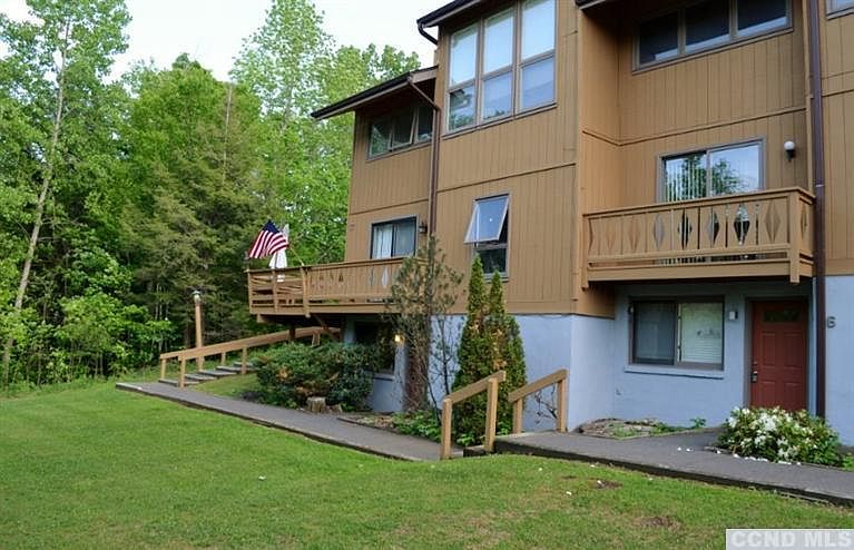 1st image of 75 Highlands Dr #T-8