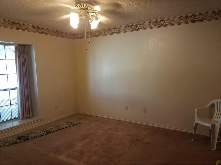 715 Penn Pl — Photo 17