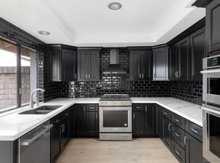 1879 Caminito Ascua, La Jolla, CA 92037