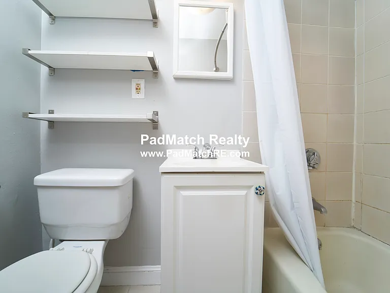 6 Sutherland Rd #34 — Photo 19