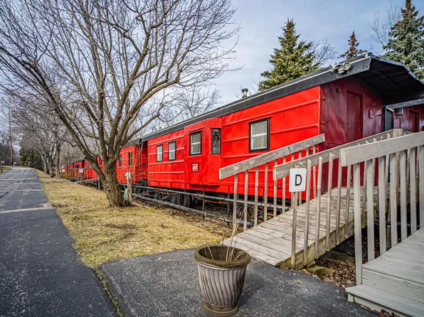 301 East Townline ROAD #D, Lake Geneva, WI 53147