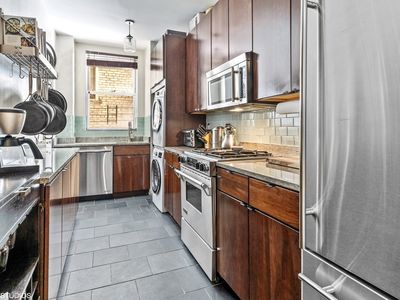 588 W End Ave APT 3B, New York, NY, 10024