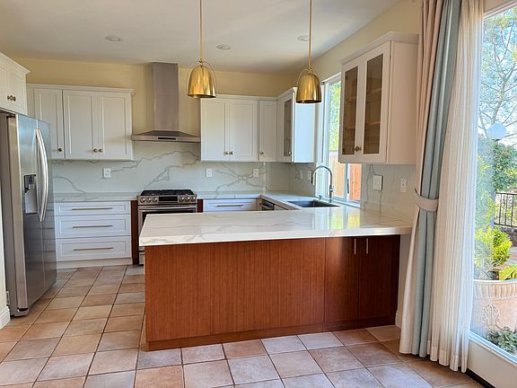 4th image of 4110 Calle Mar De Ballenas