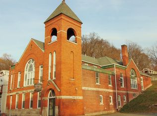 37 S Main St #8, Castleton On Hudson, NY 12033