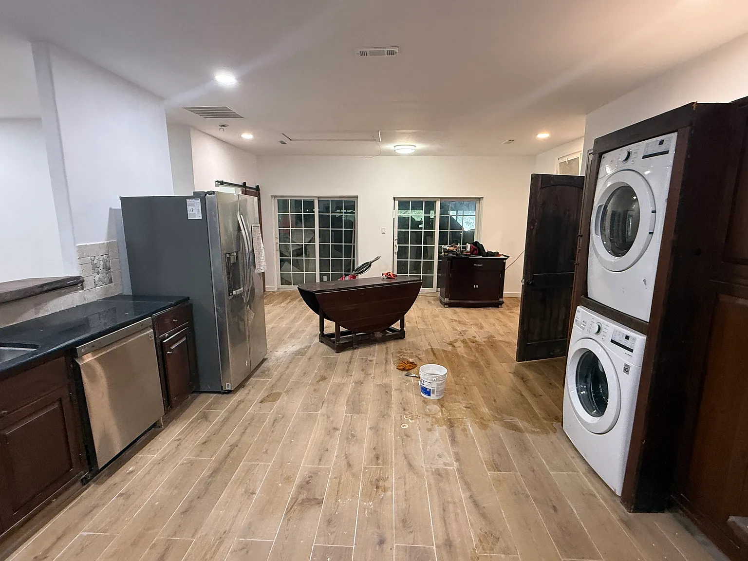 2 bed, 1100 sqft, $1,990 — Photo 4