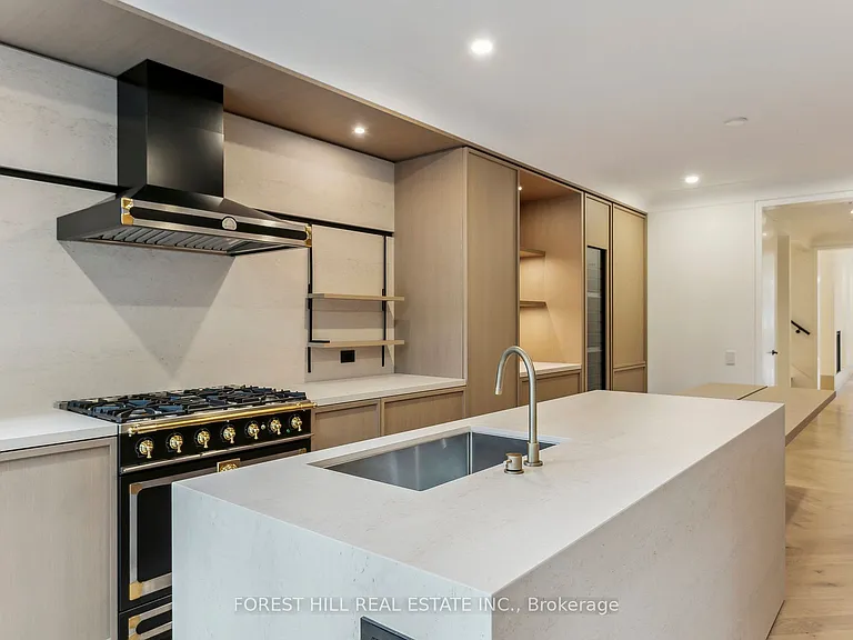 55 Hazelton Ave — Photo 7