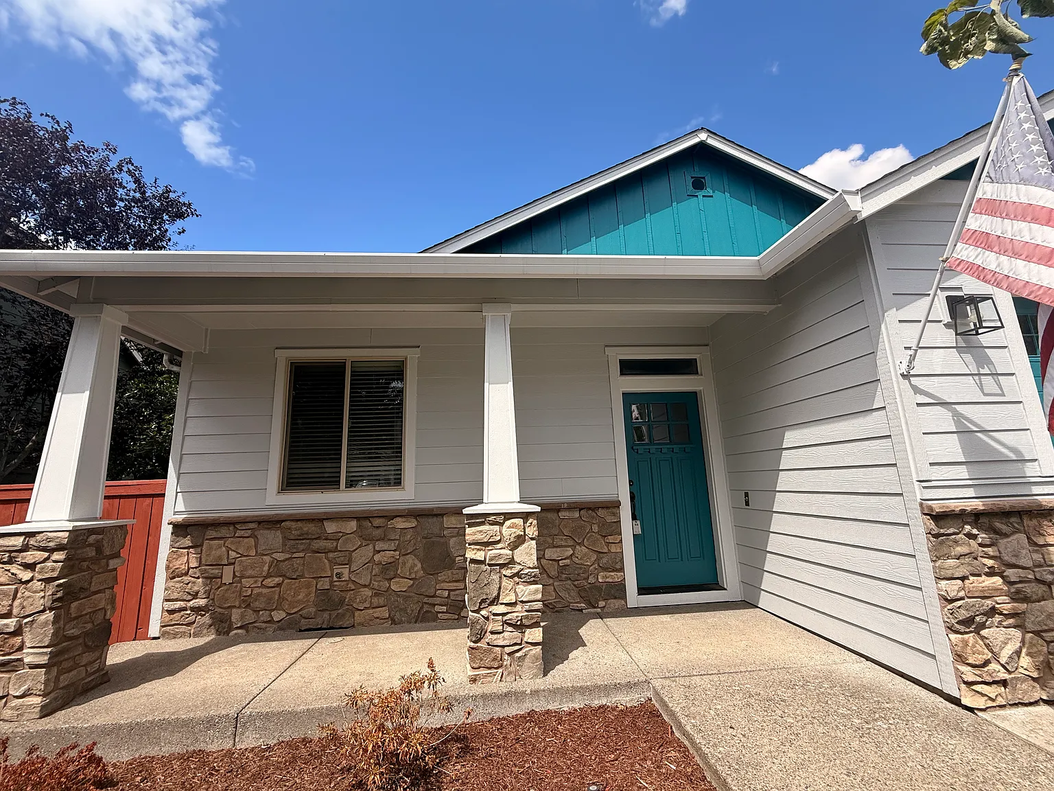3 bed, 1638 sqft, $2,998 — Photo 3