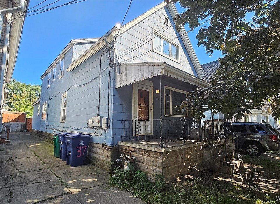 1st image of 33 Schiller St