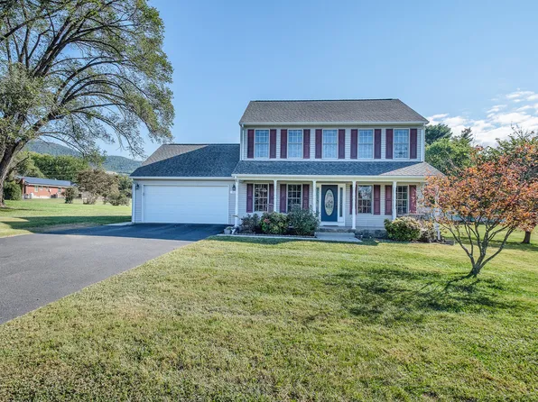 90 Oak Dr, Blue Ridge, VA 24064