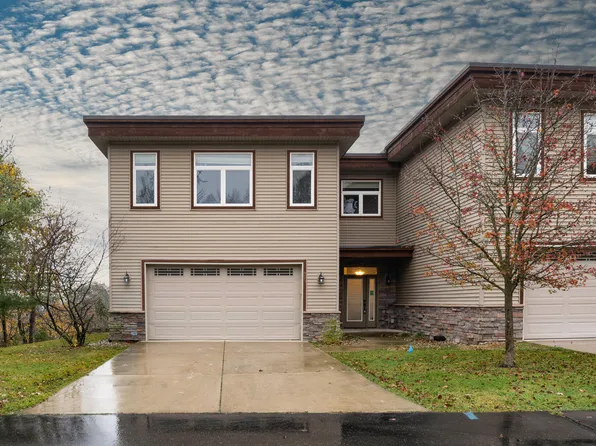 398 Summit Dr #2D, Kalamazoo, MI 49001