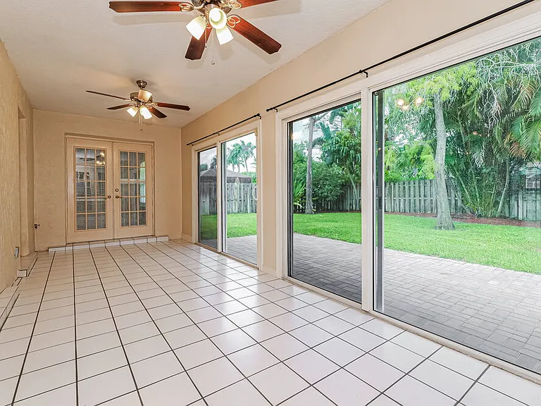 13515 Northumberland Cir — Photo 10