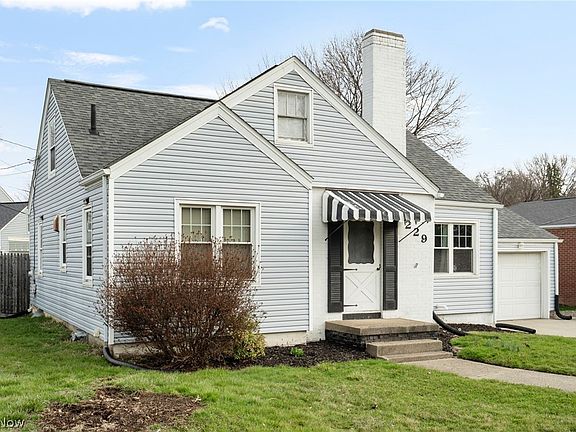 2nd image of 229 Everhard Rd SW