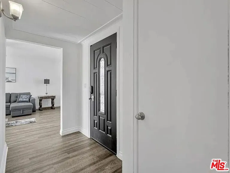28040 Ermine Pl — Photo 22