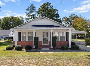 202 S Baker St, Four Oaks, NC 27524