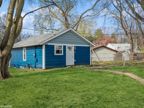 3229 State Ave, Des Moines, IA 50317