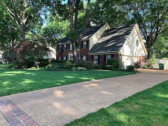2nd image of 8825 Aldershot Dr
