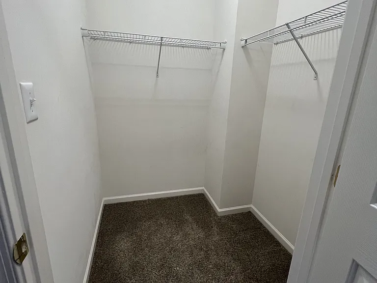 2001 Whispering Ponds Ct #1-2D-2D — Photo 14
