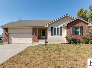 718 Wheatland Dr, Junction City, KS 66441