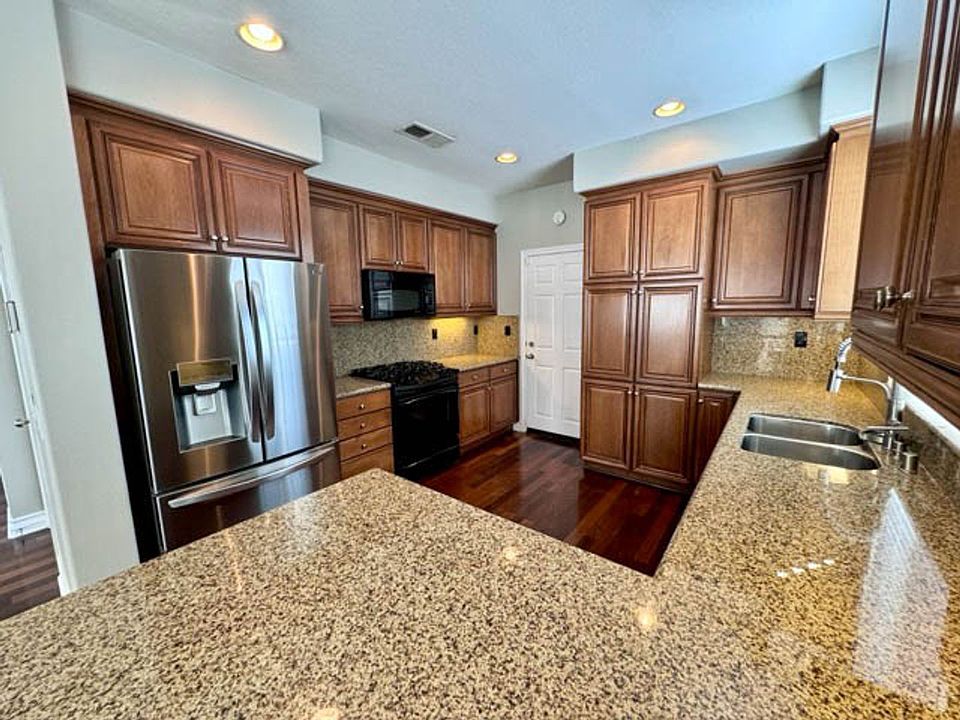 1st image of 37191 Ascella Ln