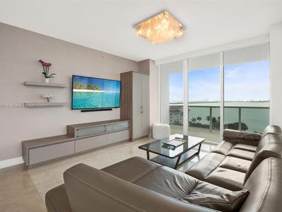 600 NE 27th St APT 1005, Miami, FL, 33137