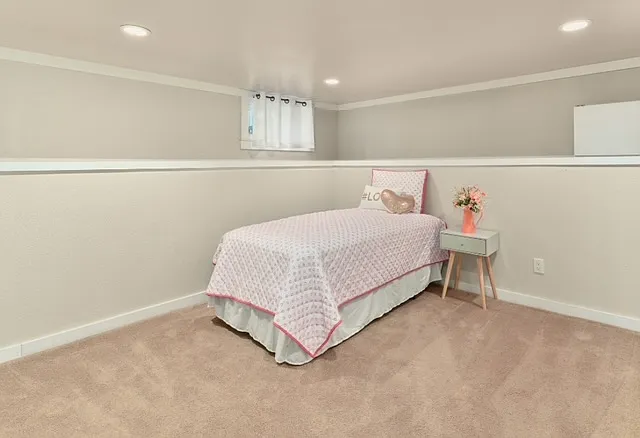 Bedroom #4 with heated walls (you read that right).