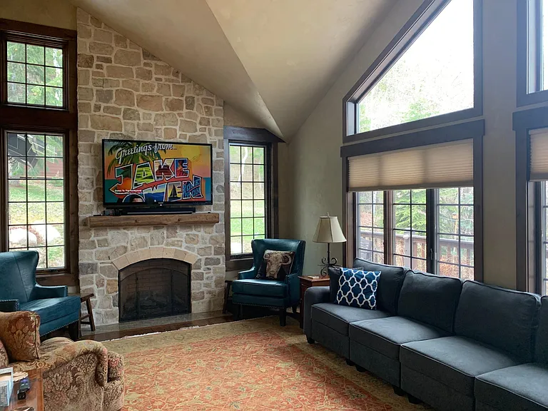 73 Elk Ln — Photo 4