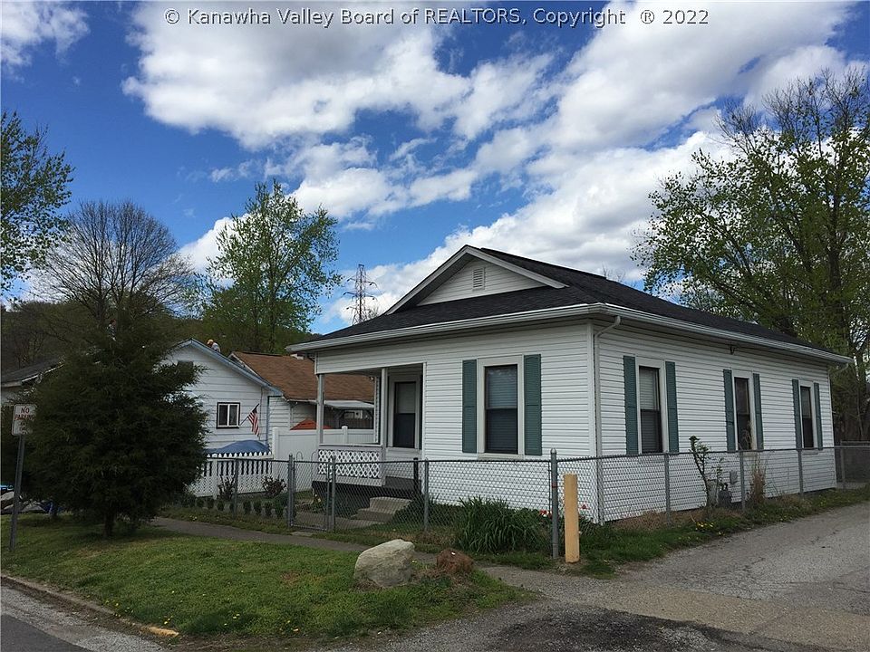 1st image of 910 E St