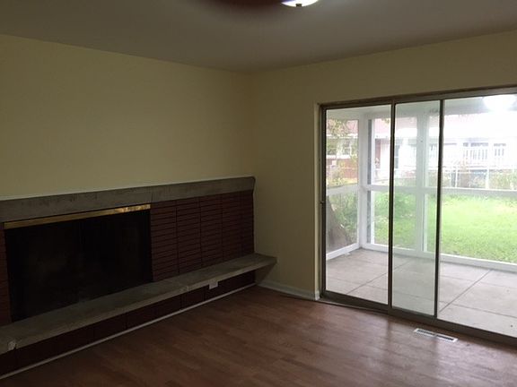 3rd image of 16710 Ellis Ave