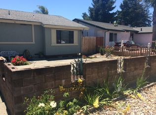 902 Cedarwood Ln, Petaluma, CA 94954