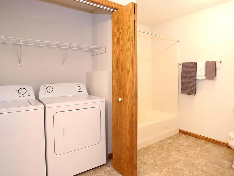 Mill Pond Apartments — Photo 21