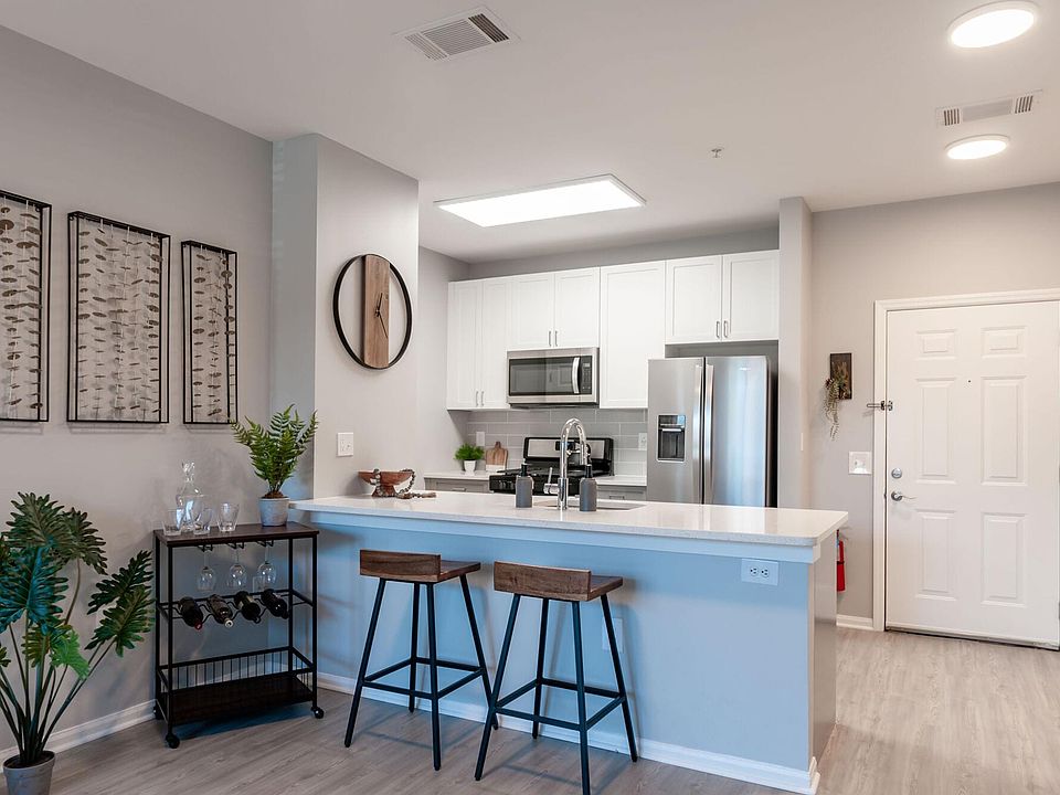 1st image of 73 Brownstone Way #56-504