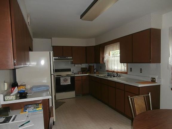 2nd image of 1128 Harrison Ave