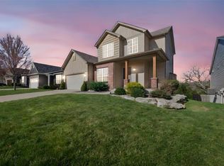 73 Huntleigh Woods Ct, Wentzville, MO 63385