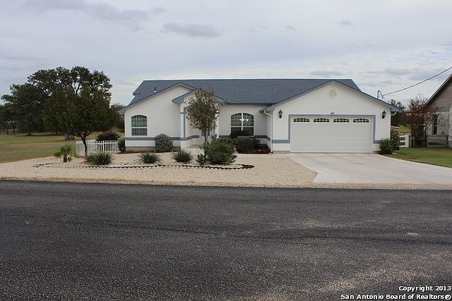 1st image of 235 Valley Oak Dr