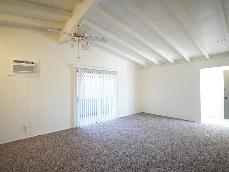 6548 Stoneman Dr — Photo 7