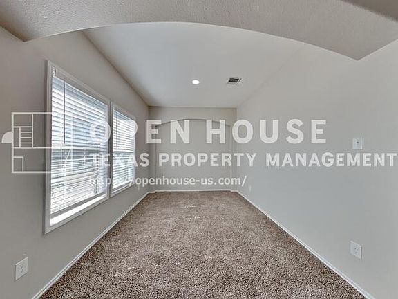 5th image of 20834 Clay Landing Ln